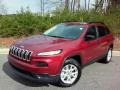 Deep Cherry Red Crystal Pearl - Cherokee Sport 4x4 Photo No. 2