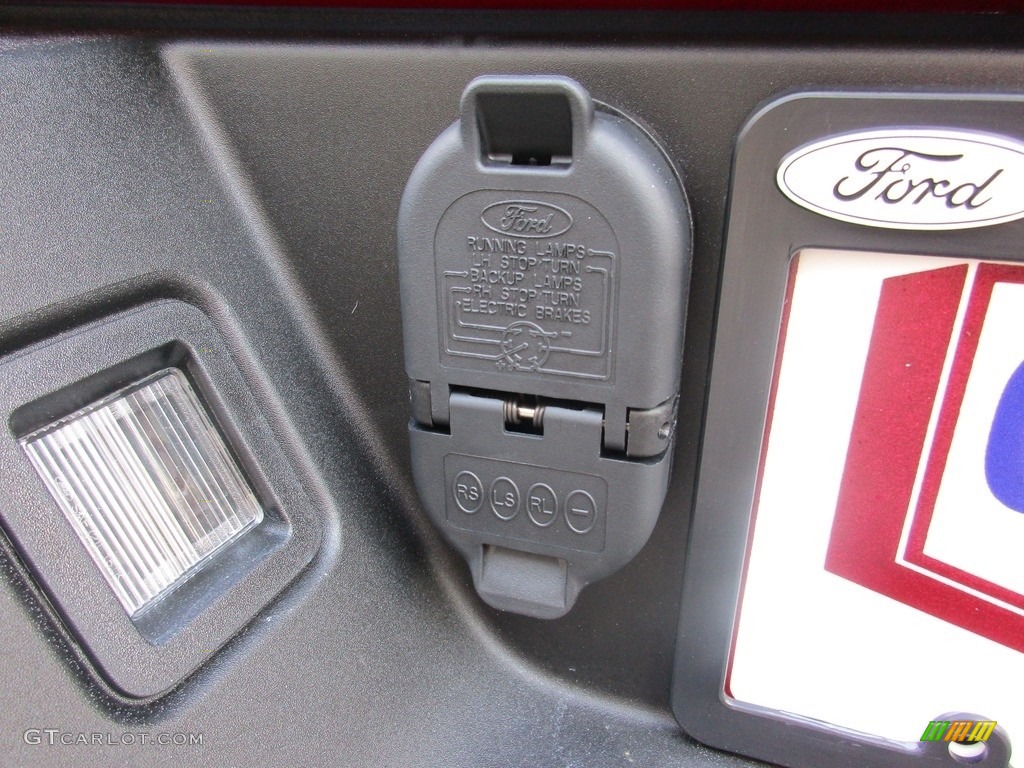 2016 F150 XLT SuperCrew 4x4 - Ruby Red / Medium Earth Gray photo #7