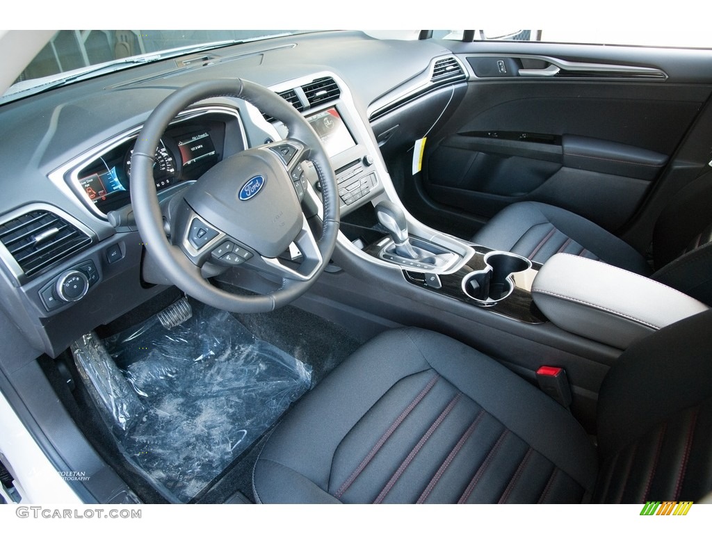 2016 Fusion SE AWD - White Platinum Tri-Coat Metallic / Charcoal Black photo #4