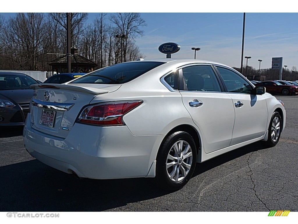 2014 Altima 2.5 S - Pearl White / Charcoal photo #3