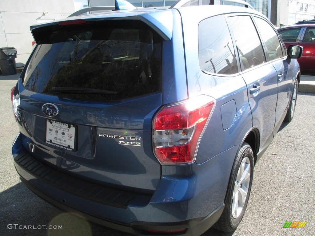 2016 Forester 2.5i Limited - Quartz Blue Pearl / Gray photo #4