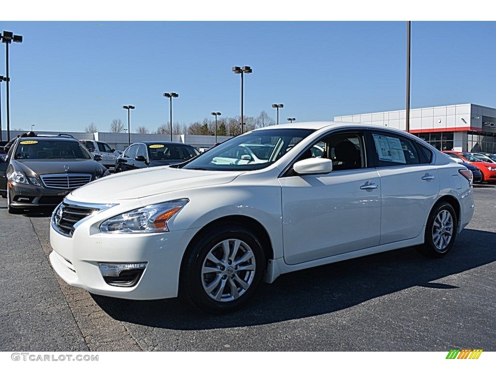 2014 Altima 2.5 S - Pearl White / Charcoal photo #7