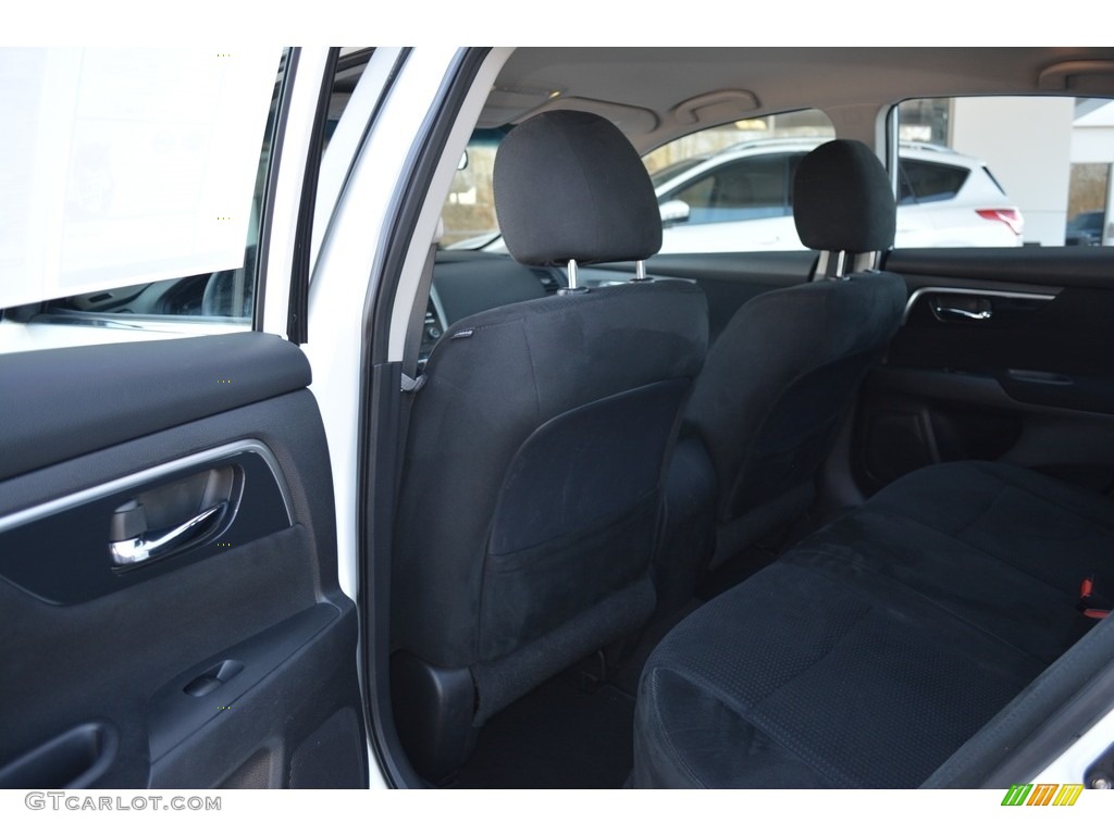 2014 Altima 2.5 S - Pearl White / Charcoal photo #11
