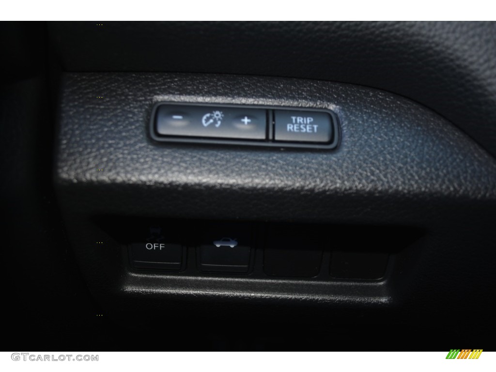 2014 Altima 2.5 S - Pearl White / Charcoal photo #21