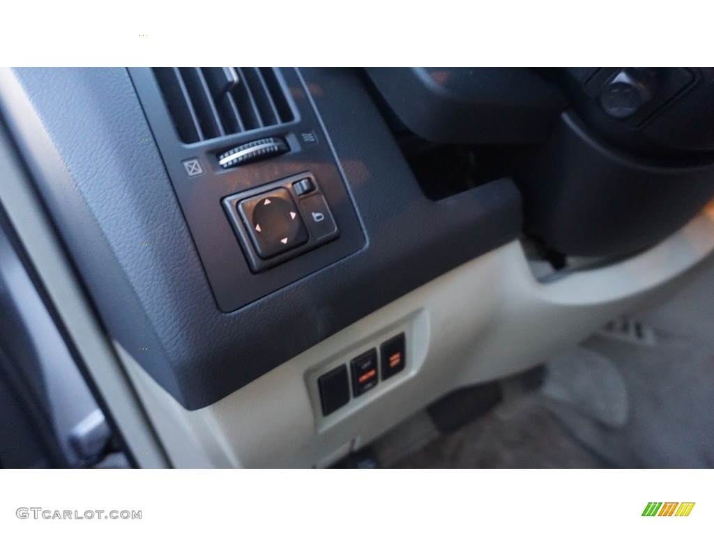 2005 FX 35 AWD - Beryllium 16 / Graphite photo #15
