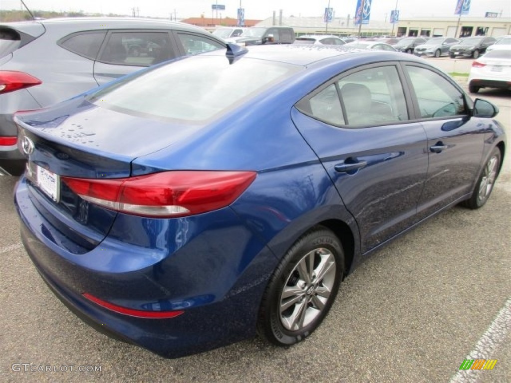 2017 Elantra SE - Lakeside Blue / Gray photo #6