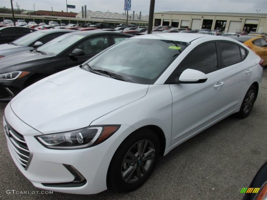 2017 Elantra SE - White / Beige photo #2