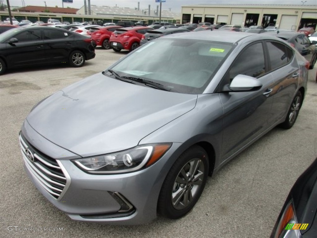 2017 Elantra SE - Gray / Gray photo #2