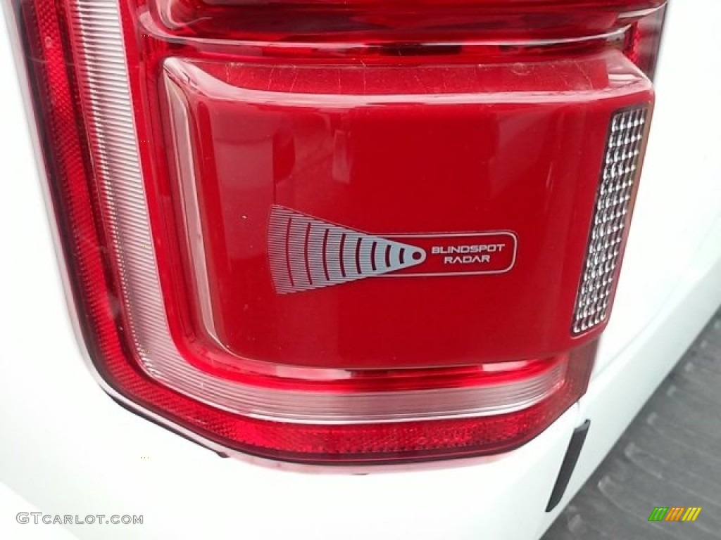 2016 F150 Lariat SuperCrew 4x4 - Oxford White / Black photo #10