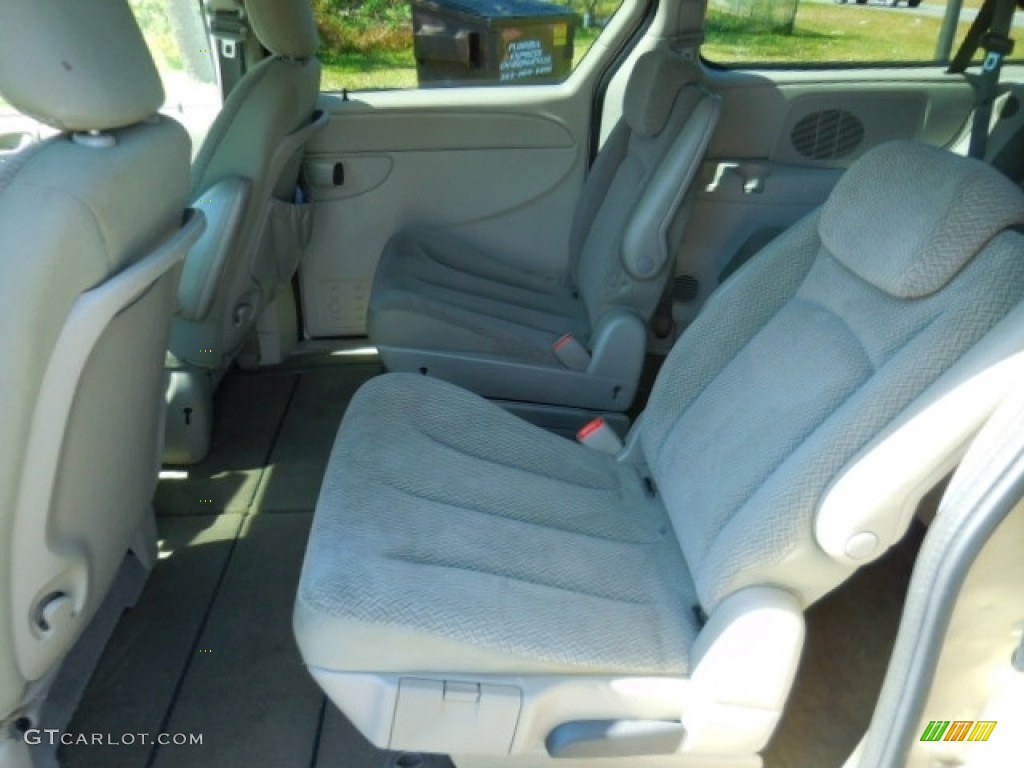 2007 Town & Country Touring - Linen Gold Metallic / Dark Khaki/Light Graystone photo #5