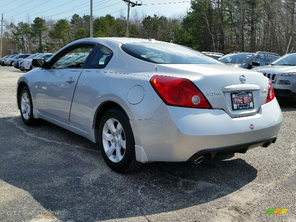 2009 Altima 2.5 S Coupe - Radiant Silver Metallic / Charcoal photo #5