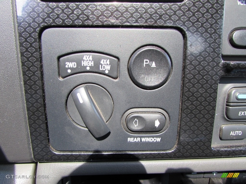 2006 F250 Super Duty Harley Davidson Crew Cab 4x4 - Dark Shadow Gray Metallic / Black photo #34