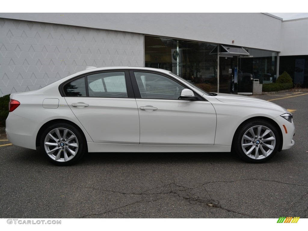 2016 3 Series 320i xDrive Sedan - Alpine White / Black photo #2