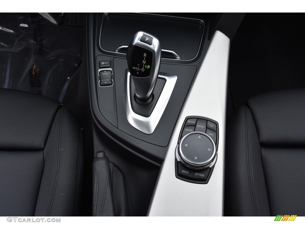 2016 3 Series 320i xDrive Sedan - Alpine White / Black photo #17
