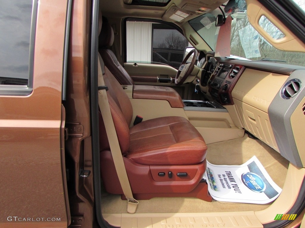2011 F350 Super Duty King Ranch Crew Cab 4x4 - Golden Bronze Metallic / Adobe photo #21