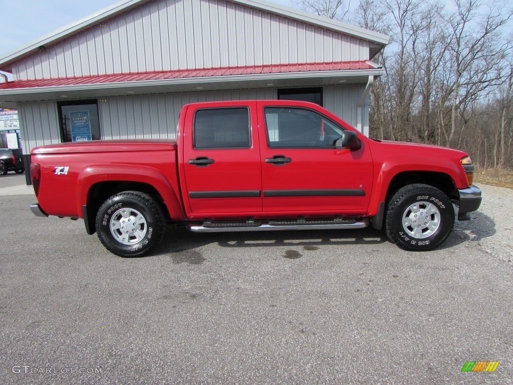 2006 Colorado LT Crew Cab 4x4 - Victory Red / Very Dark Pewter photo #2