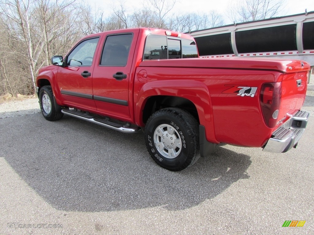 2006 Colorado LT Crew Cab 4x4 - Victory Red / Very Dark Pewter photo #5