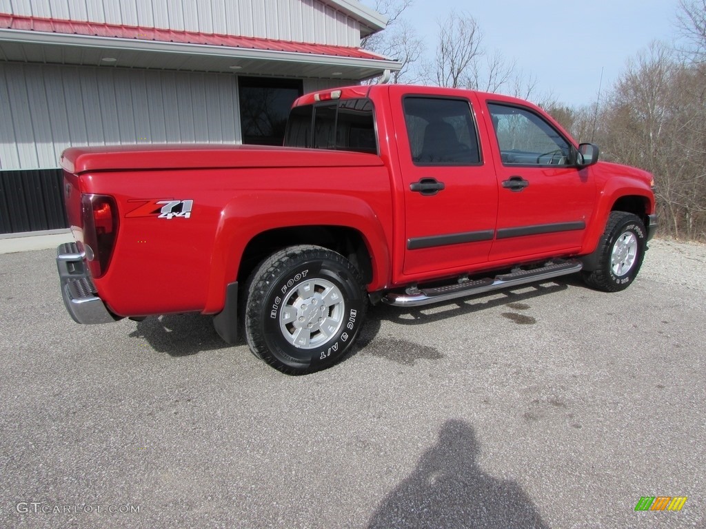 2006 Colorado LT Crew Cab 4x4 - Victory Red / Very Dark Pewter photo #6
