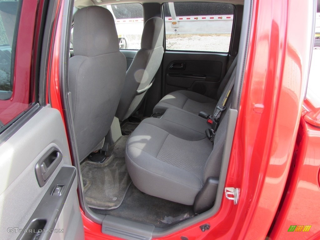 2006 Colorado LT Crew Cab 4x4 - Victory Red / Very Dark Pewter photo #16