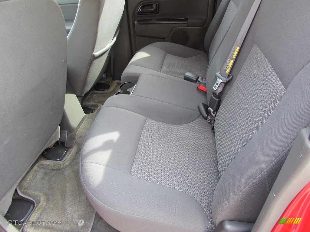 2006 Colorado LT Crew Cab 4x4 - Victory Red / Very Dark Pewter photo #17