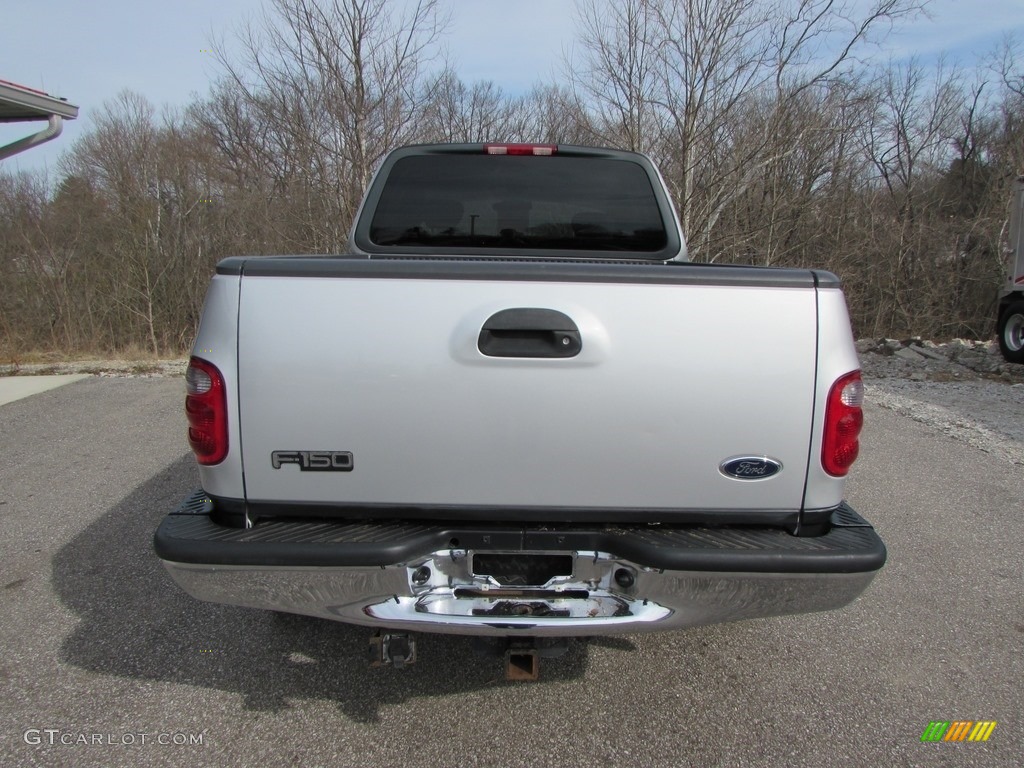 2003 F150 XLT SuperCab 4x4 - Silver Metallic / Dark Graphite Grey photo #4