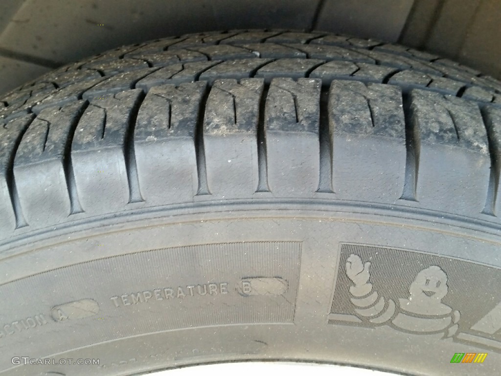 2011 Routan SE - Twilight Gray Metallic / Aero Gray photo #24