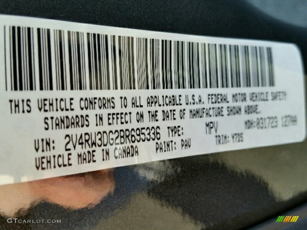 2011 Routan SE - Twilight Gray Metallic / Aero Gray photo #35