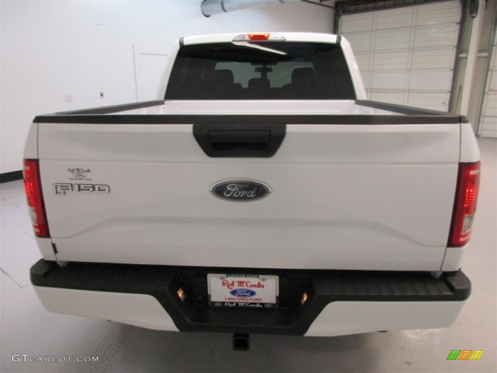 2016 F150 XL SuperCrew 4x4 - Oxford White / Medium Earth Gray photo #9