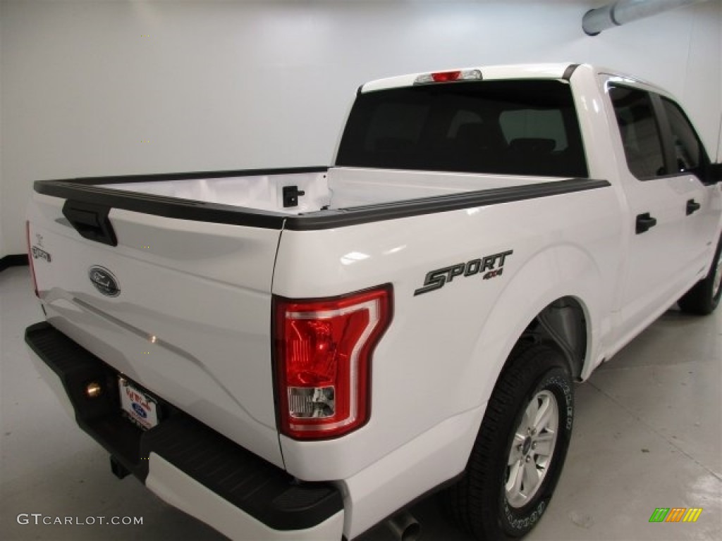 2016 F150 XL SuperCrew 4x4 - Oxford White / Medium Earth Gray photo #10