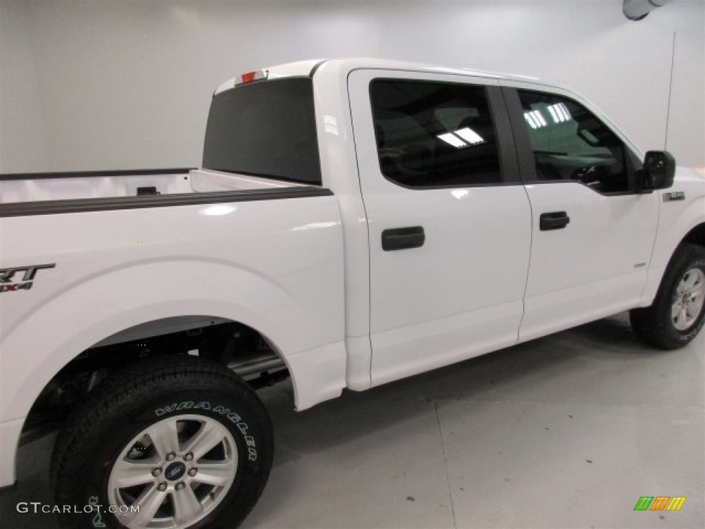 2016 F150 XL SuperCrew 4x4 - Oxford White / Medium Earth Gray photo #11