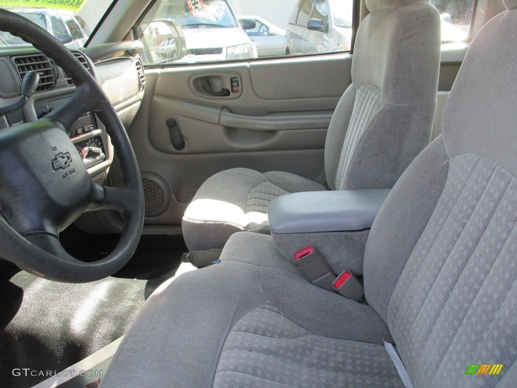 2002 S10 LS Extended Cab - Summit White / Graphite photo #10