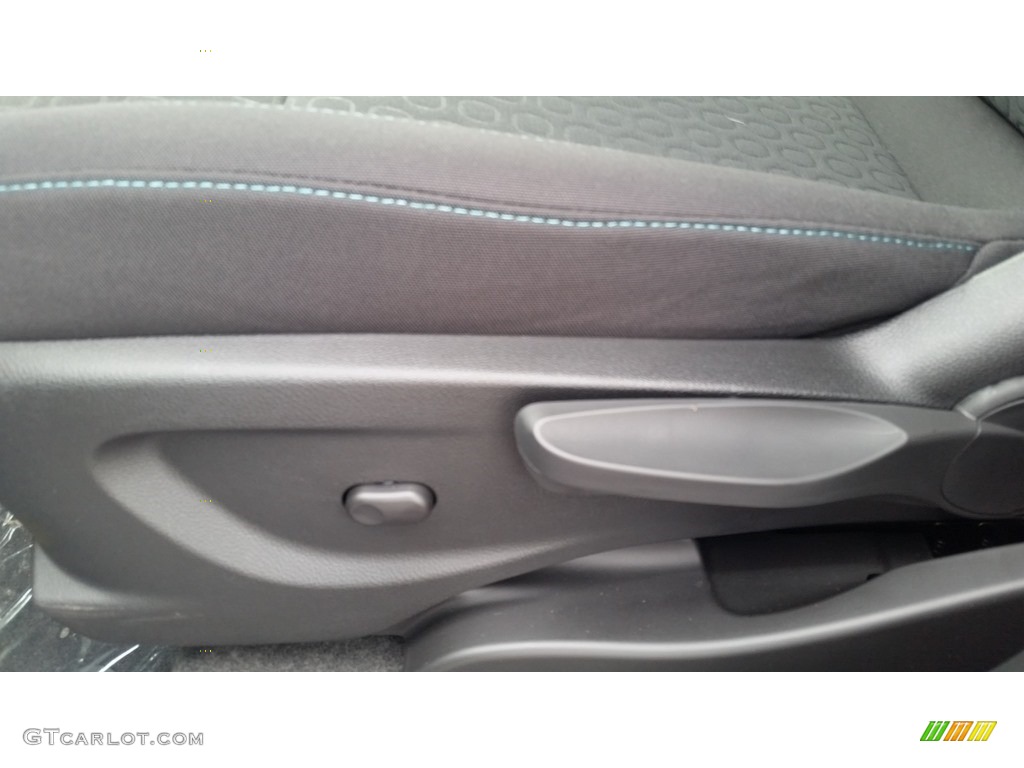 2016 Trax LS - Brilliant Blue Metallic / Jet Black photo #14