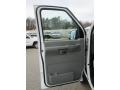 Oxford White - E Series Van E150 Commercial Photo No. 32