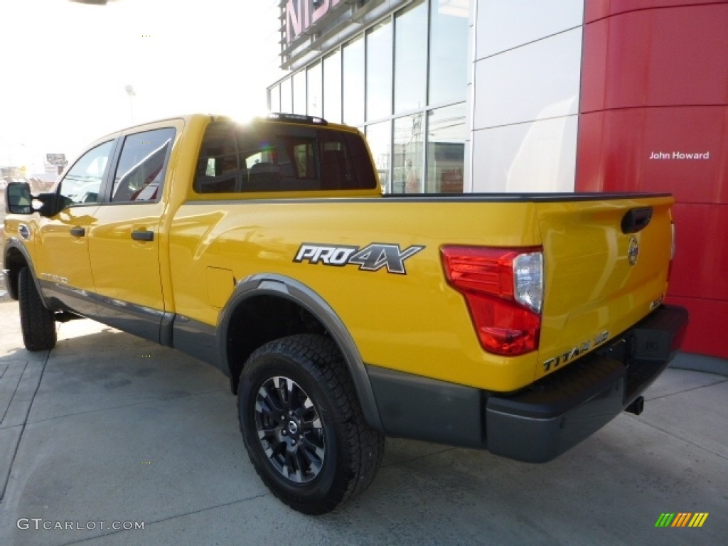 2016 TITAN XD PRO-4X Crew Cab 4x4 - Solar Flare Yellow / Black photo #9