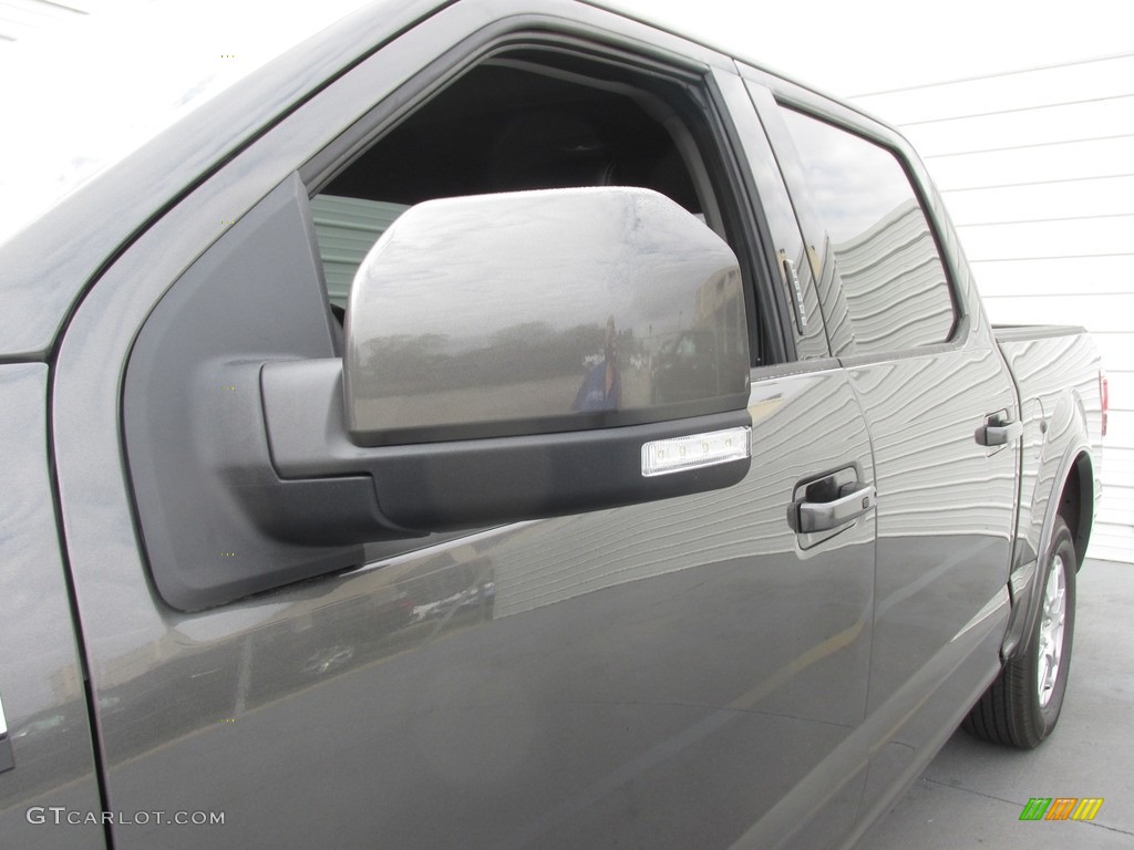 2016 F150 Lariat SuperCrew - Magnetic / Black photo #12