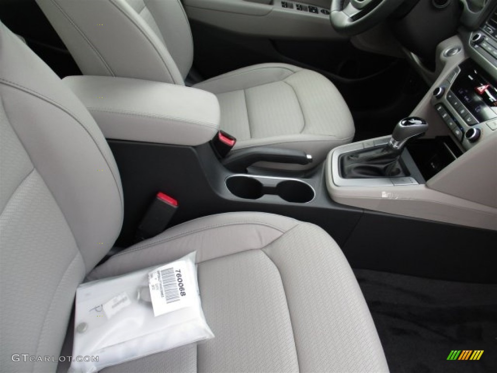 2017 Elantra Limited - Gray / Gray photo #12