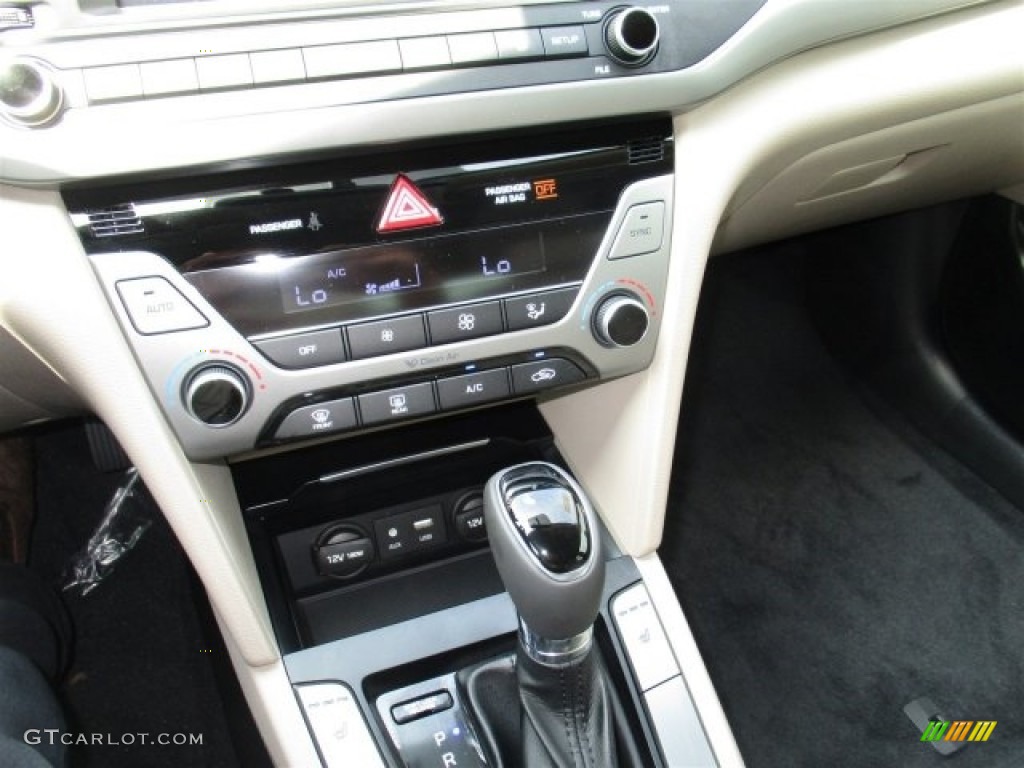 2017 Elantra Limited - White / Beige photo #20