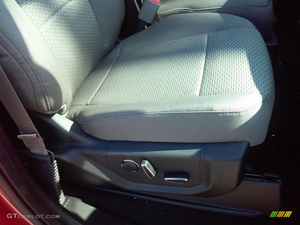 2016 F150 XLT SuperCrew - Ruby Red / Medium Earth Gray photo #15