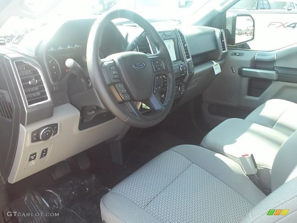 2016 F150 XLT SuperCrew - Ruby Red / Medium Earth Gray photo #19