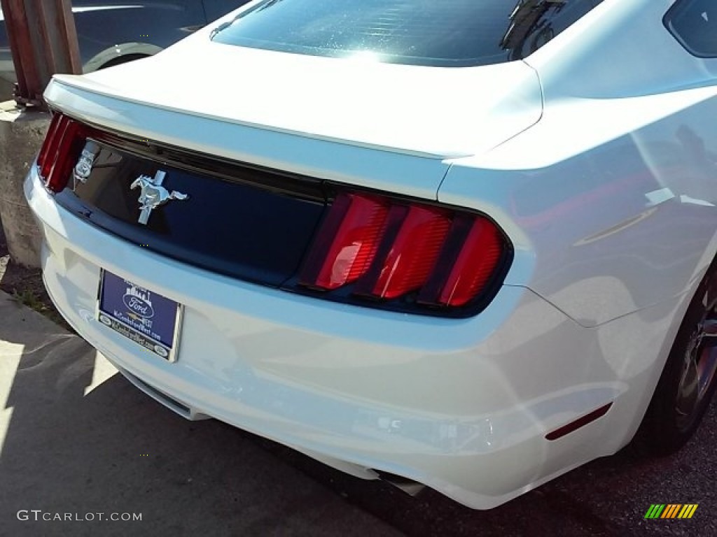 2016 Mustang V6 Coupe - Oxford White / Ebony photo #11