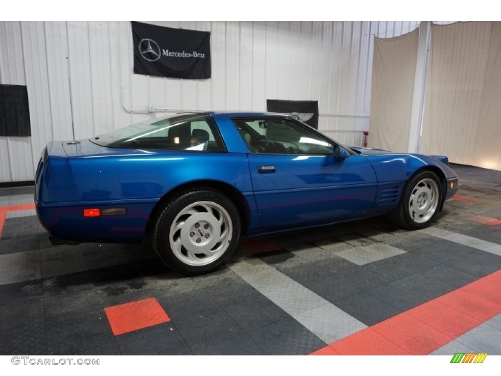 1992 Corvette Coupe - Medium Quasar Blue Metallic / Gray photo #7