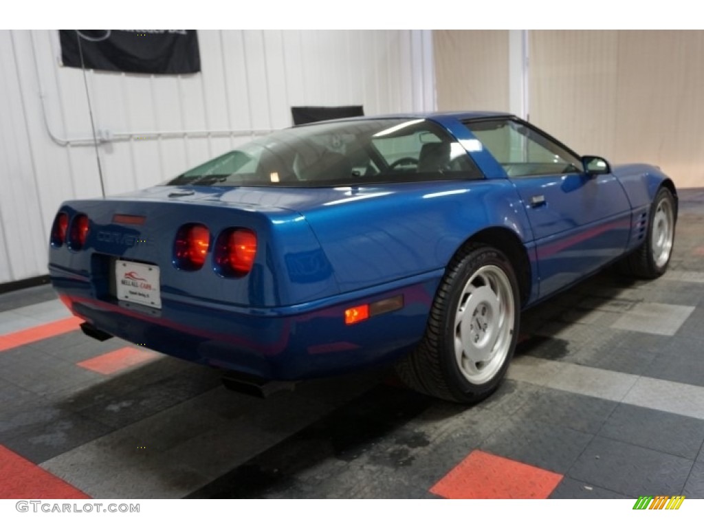 1992 Corvette Coupe - Medium Quasar Blue Metallic / Gray photo #8