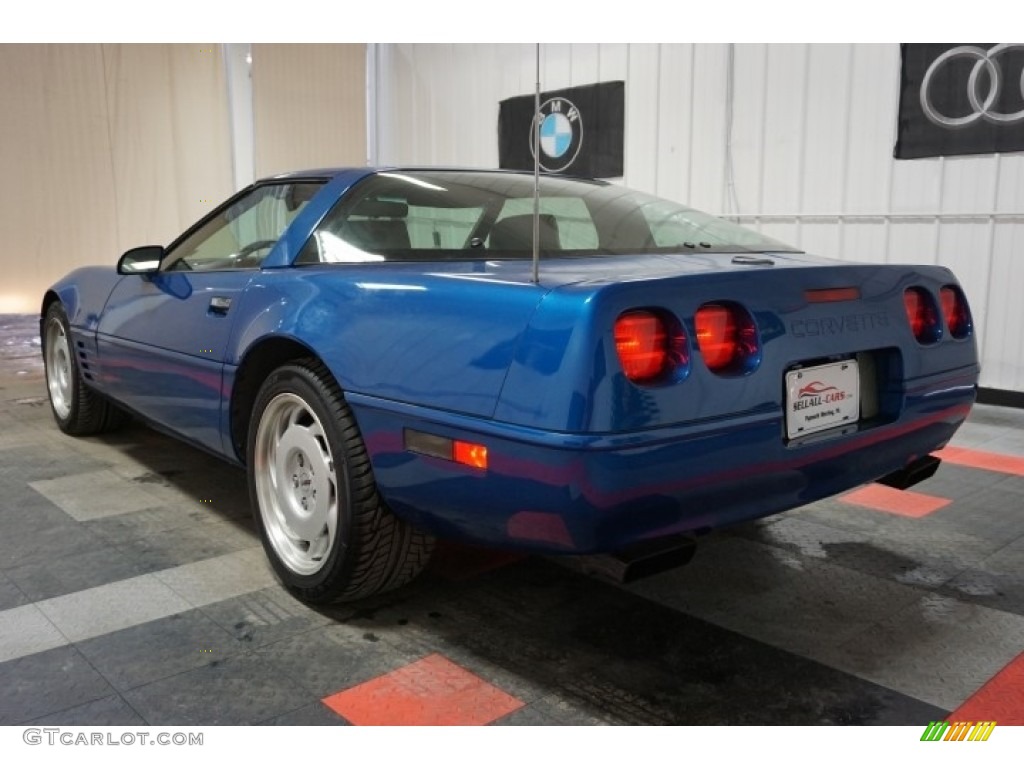 1992 Corvette Coupe - Medium Quasar Blue Metallic / Gray photo #10