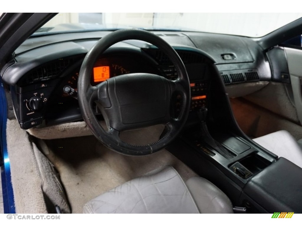 1992 Corvette Coupe - Medium Quasar Blue Metallic / Gray photo #25