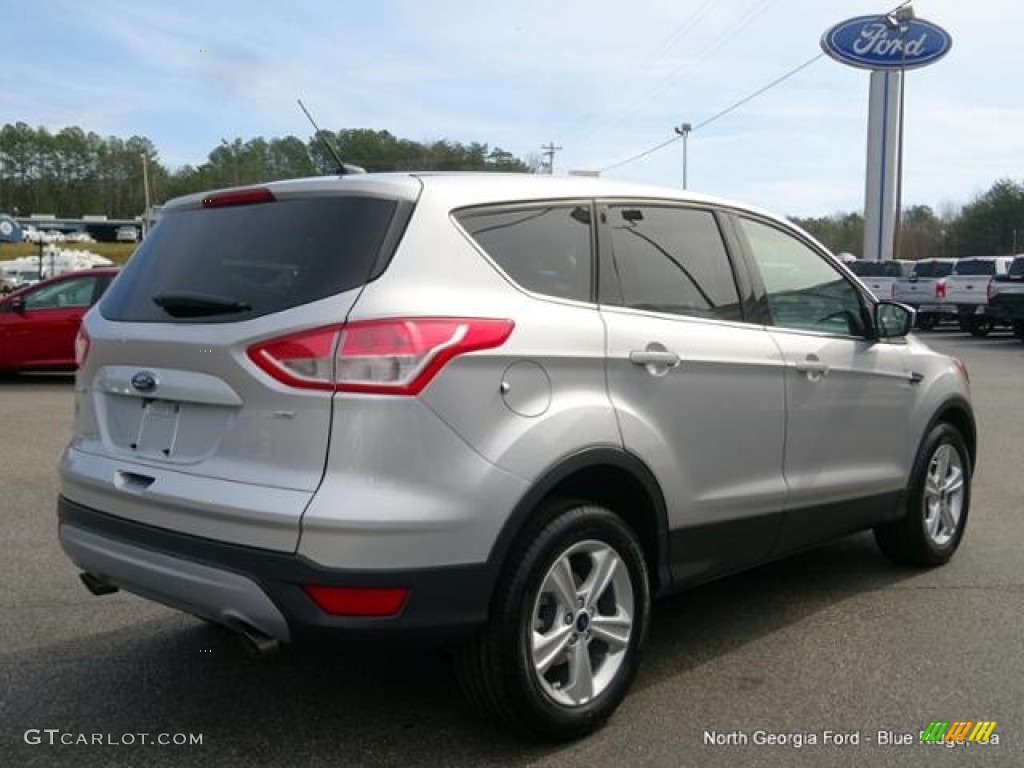 2016 Escape SE - Ingot Silver Metallic / Medium Light Stone photo #5