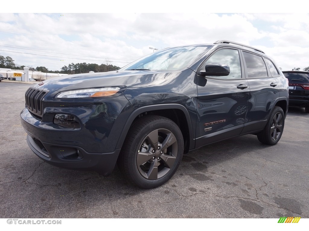 2016 Cherokee Latitude - Rhino / Black/Light Frost Beige photo #1