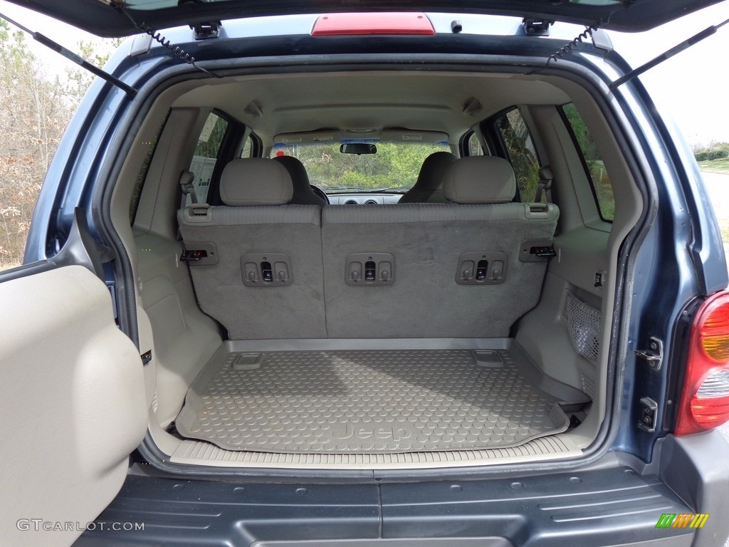 2002 Liberty Sport 4x4 - Steel Blue Pearlcoat / Taupe photo #19