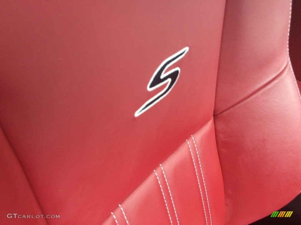 2013 300 S V6 - Phantom Black Tri-Coat Pearl / Black/Red photo #7