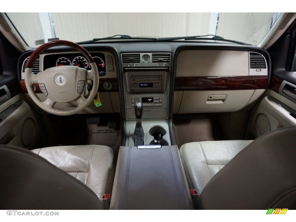 2003 Navigator Luxury 4x4 - Mineral Grey Metallic / Black photo #29