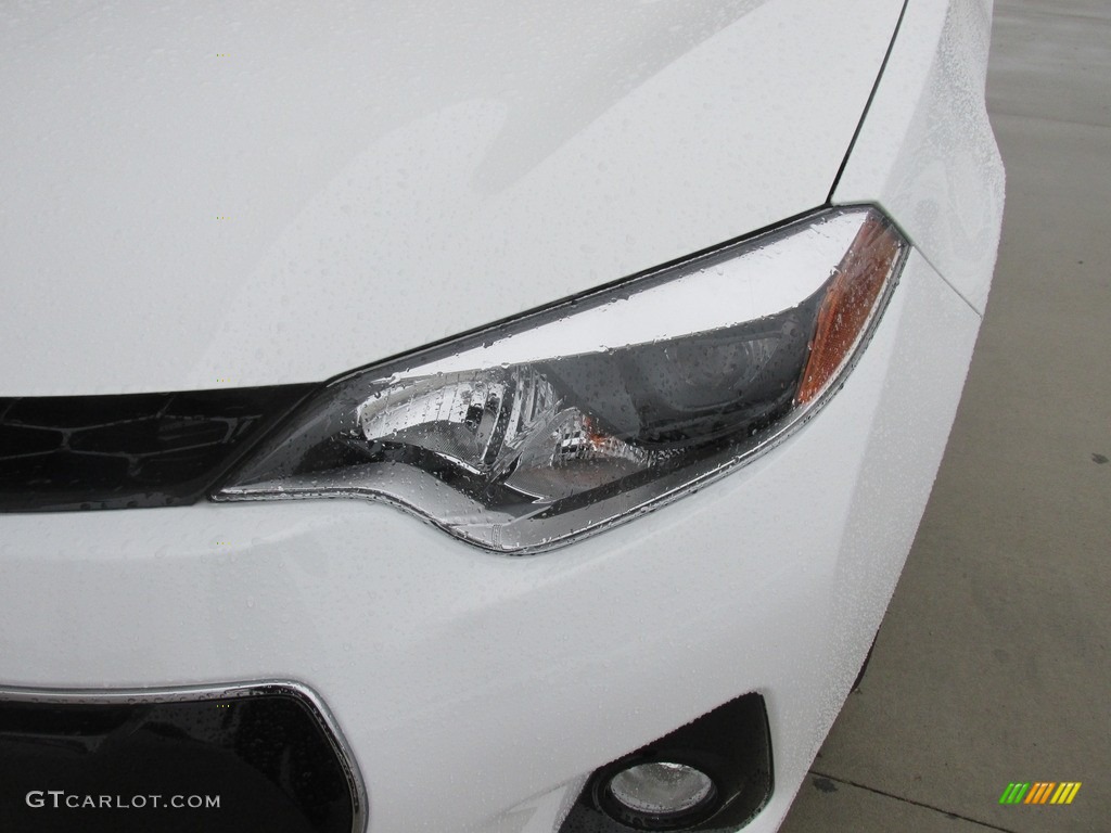 2016 Corolla S Plus - Super White / Black photo #9